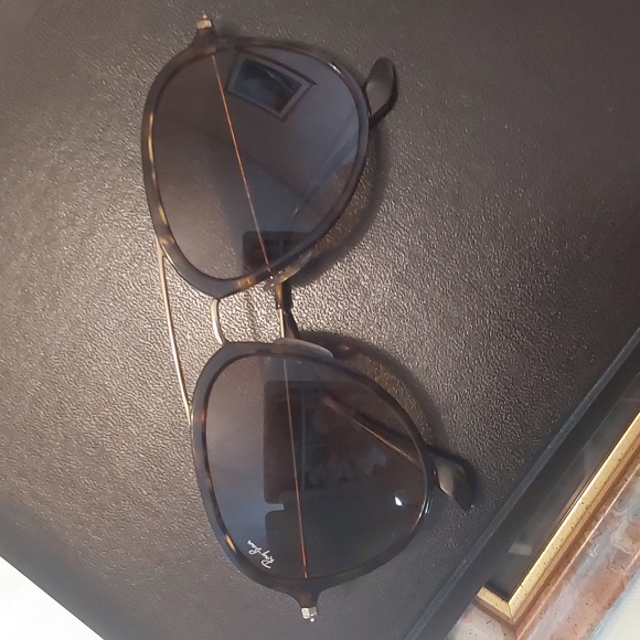 Ray-Ban Sunglasses 4297 Color light Havana - Picture 2 of 6